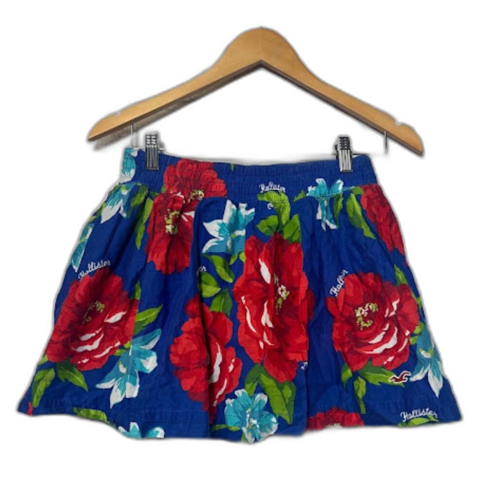 Hollister Mini Skirt Skater Size Medium Red White Blue Floral y2k Preppy Cotton